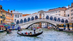 Rialto Bridge: Everything You Need To Know